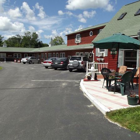 Midway Lodging Cornish Экстерьер фото